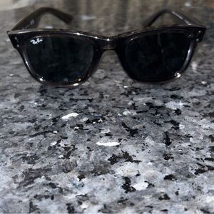 Rayban WAYFARER REVERSE sunglasses.